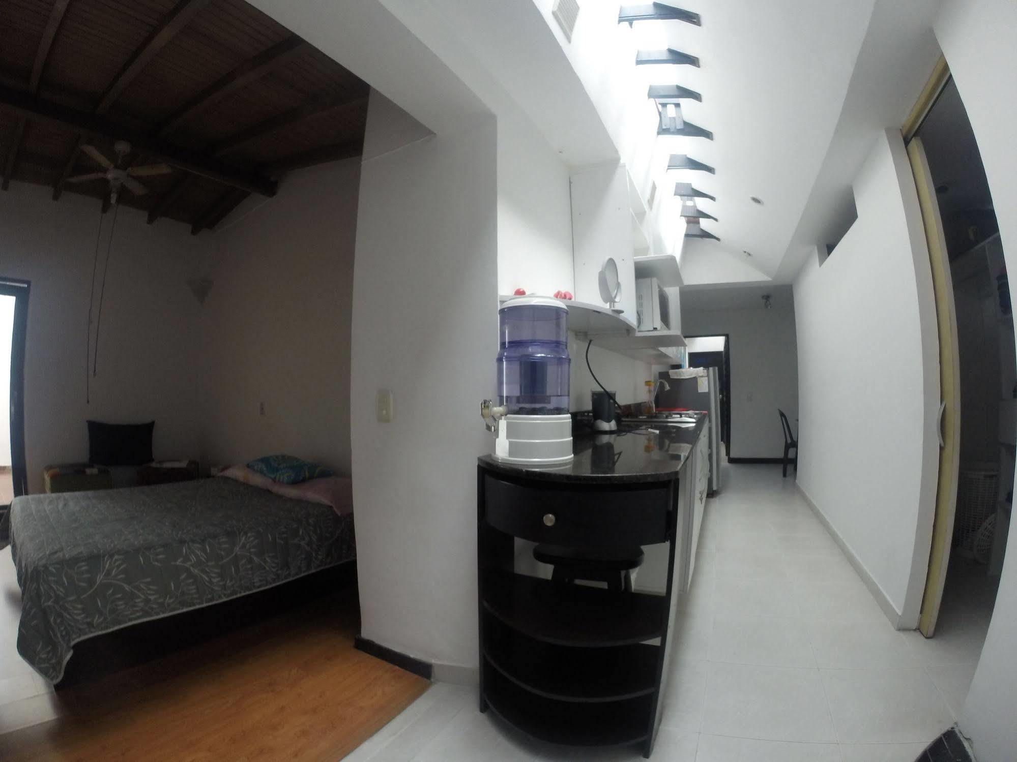 Ayenda 1224 Pixel House (Adults Only) Hotell Medellín Exteriör bild